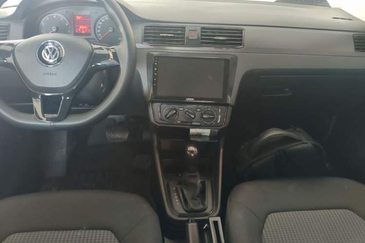 Used Volkswagen Santana 2019 1.5L Automatic Fashion Edition China VI Audio And AC Panel