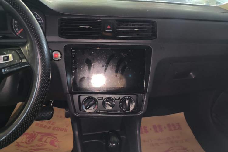 Used Volkswagen Santana 2019 1.5L Automatic Fashion Edition China VI Audio And AC Panel
