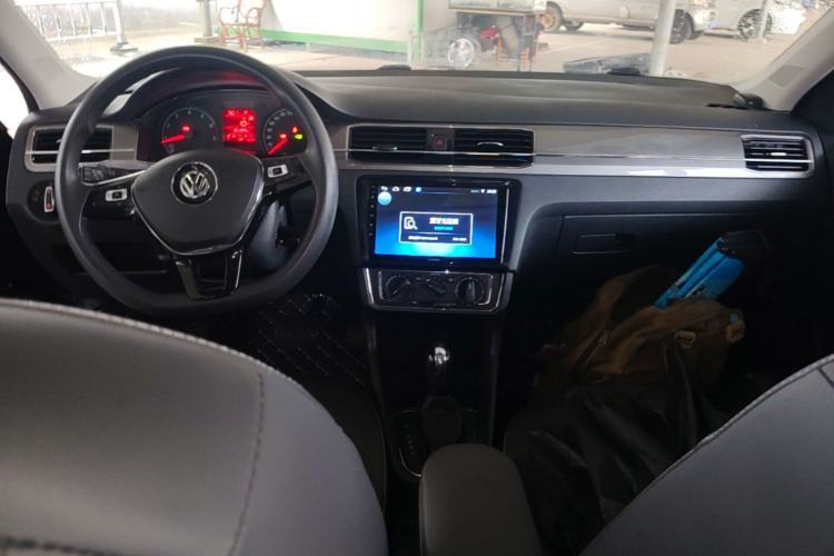 Used Volkswagen Santana 2019 1.5L Automatic Comfort Edition China VI Standard Center Console