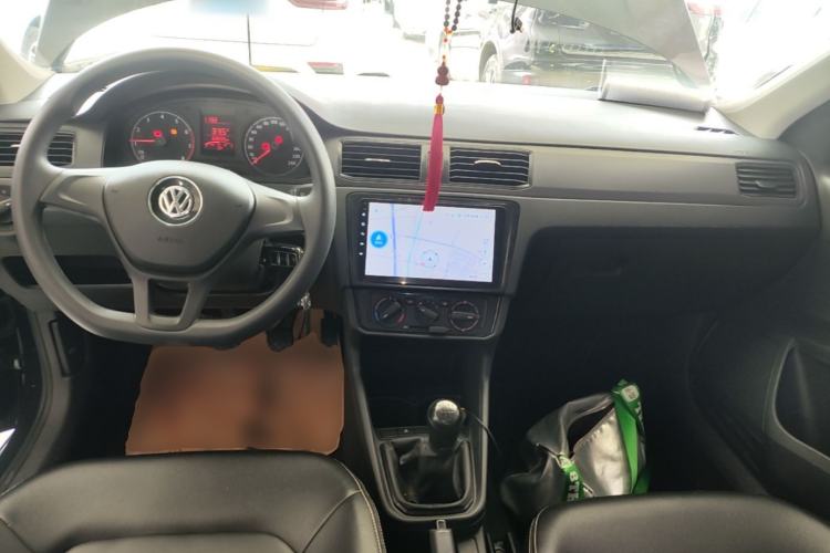 Used Volkswagen Santana 2019 1.5L Manual Fashion Edition China VI Standard Center Console