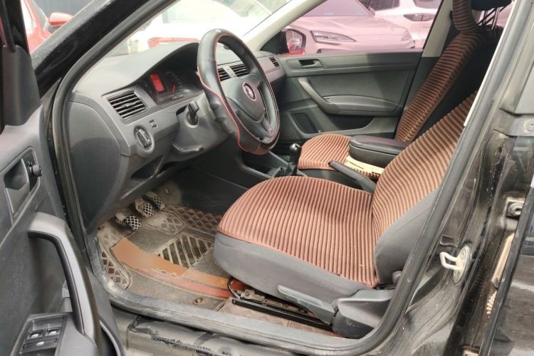 Used Volkswagen Santana 2019 1.5L Manual Fashion Edition China VI Standard Driver Seat