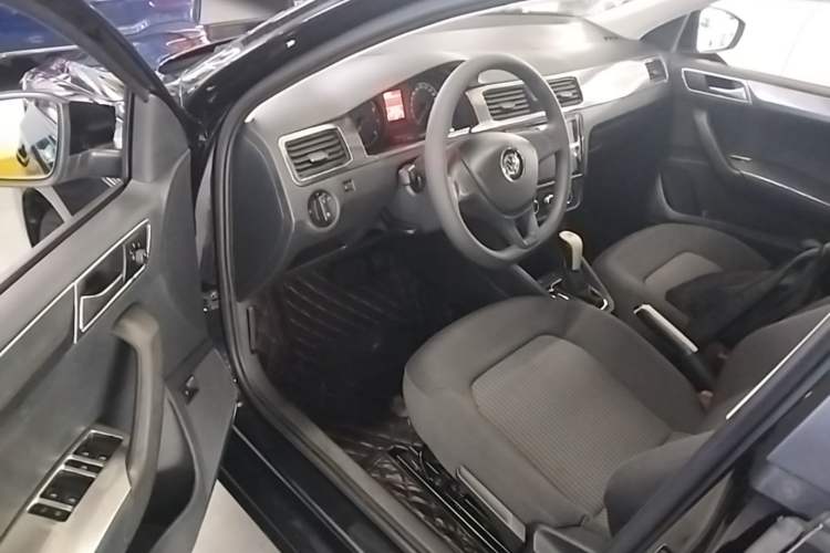 Used Volkswagen Santana 2019 1.5L Automatic Fashion Edition China VI Driver Seat