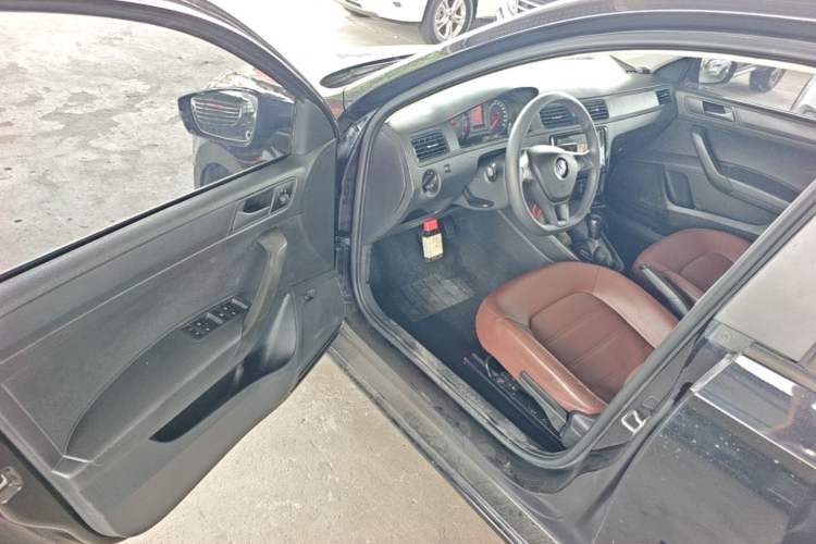 Used Volkswagen Santana 2019 1.5L Automatic Fashion Edition China VI Driver Seat