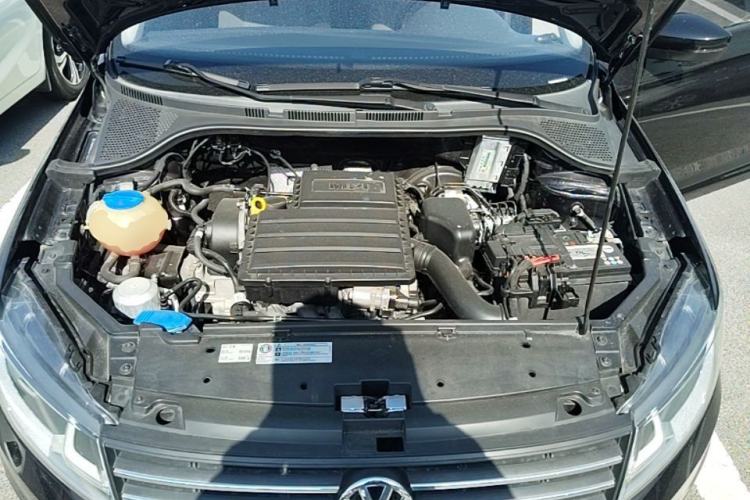 Used Volkswagen Santana 2019 1.5L Automatic Fashion Edition China VI Engine Bay