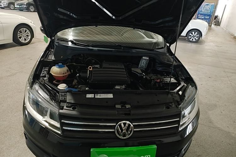 Used Volkswagen Santana 2019 1.5L Manual Fashion Edition China VI Standard Engine Bay
