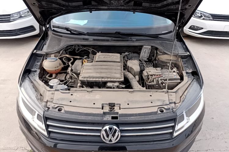 Used Volkswagen Santana 2019 1.5L Manual Fashion Edition China VI Standard Engine Bay