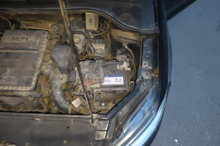 Used Volkswagen Santana 2019 1.5L Manual Fashion Edition China VI Standard Engine Bay Left
