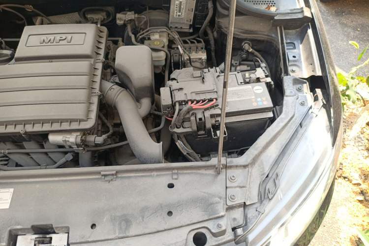 Used Volkswagen Santana 2019 1.5L Manual Fashion Edition China VI Standard Engine Bay Left