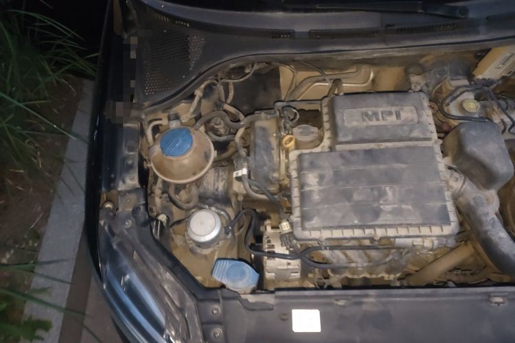Used Volkswagen Santana 2019 1.5L Manual Fashion Edition China VI Standard Engine Bay Right
