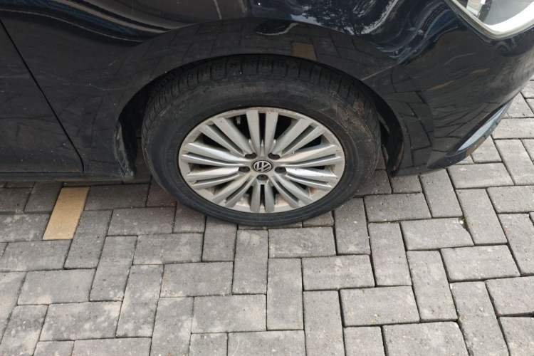 Used Volkswagen Santana 2019 1.5L Manual Comfort Edition China VI Standard Exterior 1