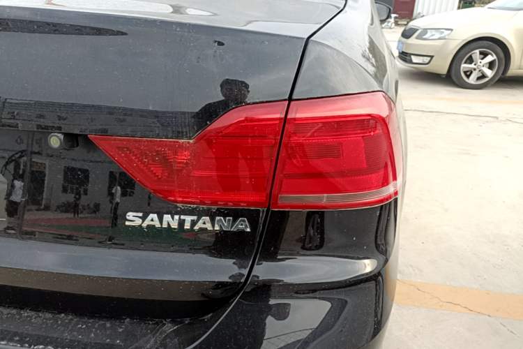 Used Volkswagen Santana 2019 1.5L Manual Fashion Edition China VI Standard Exterior 3