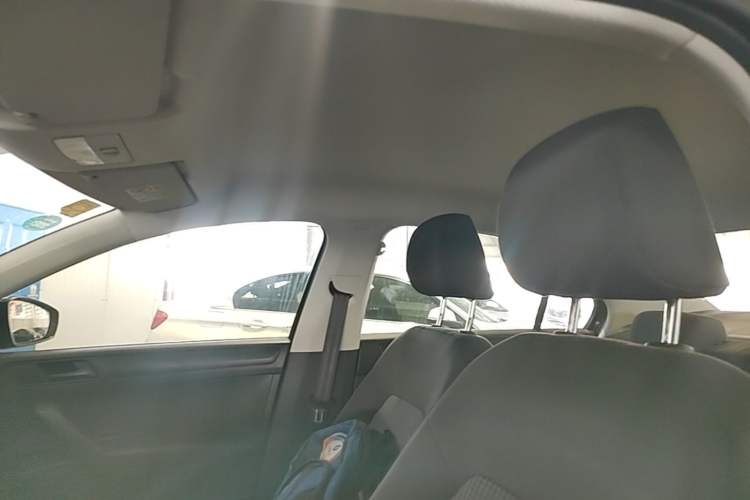 Used Volkswagen Santana 2019 1.5L Manual Fashion Edition China VI Standard Headliner