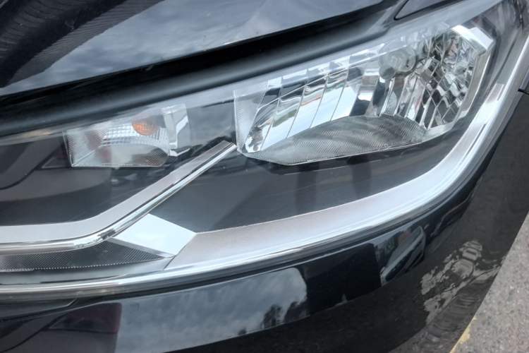 Used Volkswagen Santana 2019 1.5L Manual Fashion Edition China VI Standard Left Front Headlight