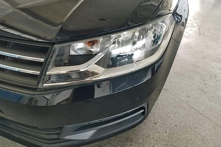 Used Volkswagen Santana 2019 1.5L Manual Fashion Edition China VI Standard Left Front Headlight