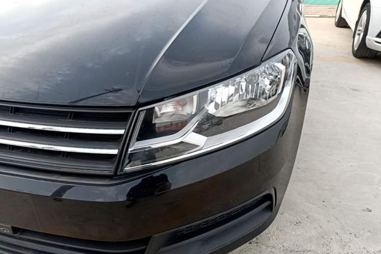 Used Volkswagen Santana 2019 1.5L Manual Fashion Edition China VI Standard Left Front Headlight