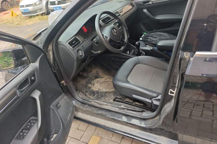 Used Volkswagen Santana 2019 1.5L Manual Comfort Edition China VI Standard Left Front Seat
