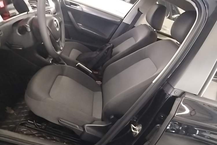 Used Volkswagen Santana 2019 1.5L Automatic Fashion Edition China VI Left Front Seat