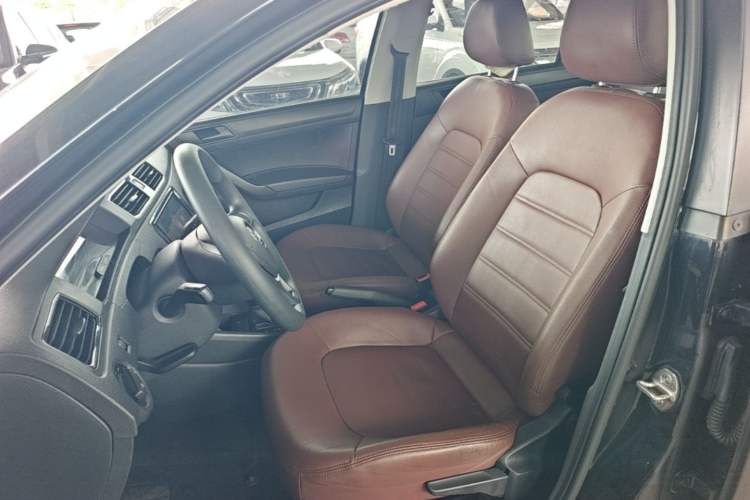 Used Volkswagen Santana 2019 1.5L Automatic Fashion Edition China VI Left Front Seat