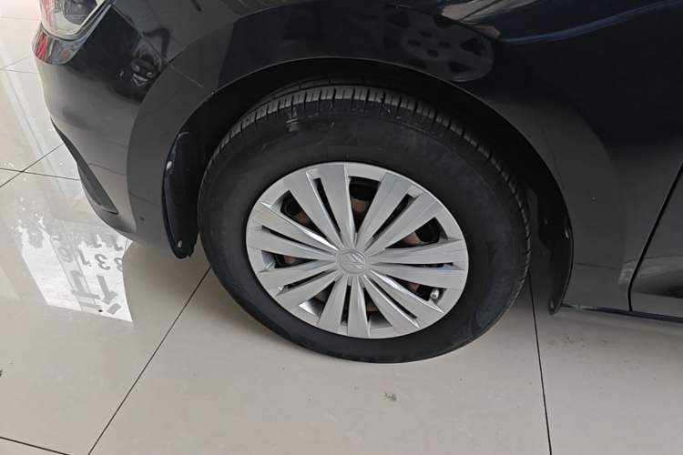 Used Volkswagen Santana 2019 1.5L Automatic Fashion Edition China VI Left Front Wheel Hub
