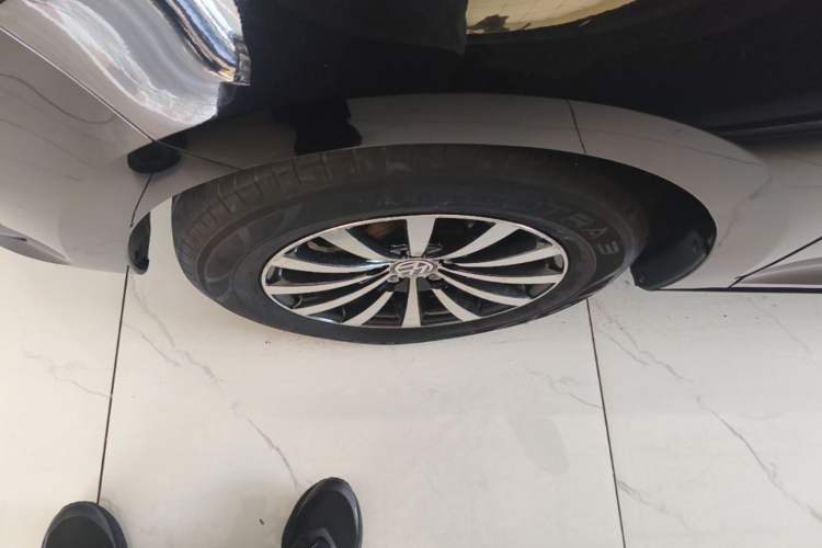 Used Volkswagen Santana 2019 1.5L Automatic Fashion Edition China VI Left Front Wheel Hub