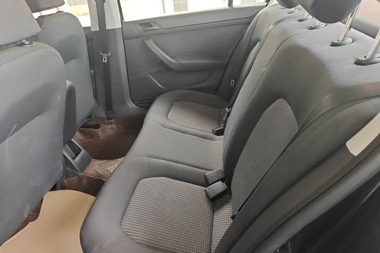 Used Volkswagen Santana 2019 1.5L Automatic Fashion Edition China VI Left Rear Seat