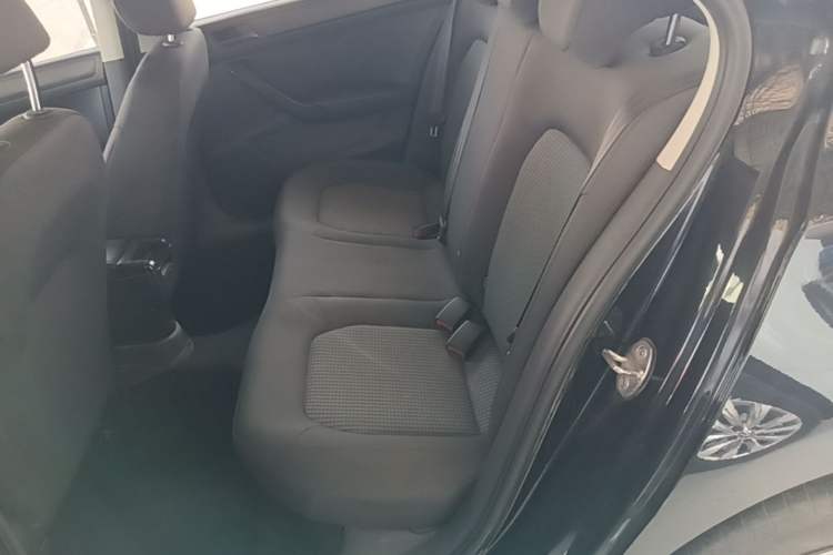 Used Volkswagen Santana 2019 1.5L Manual Fashion Edition China VI Standard Left Rear Seat