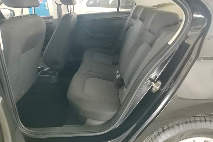 Used Volkswagen Santana 2019 1.5L Manual Fashion Edition China VI Standard Left Rear Seat
