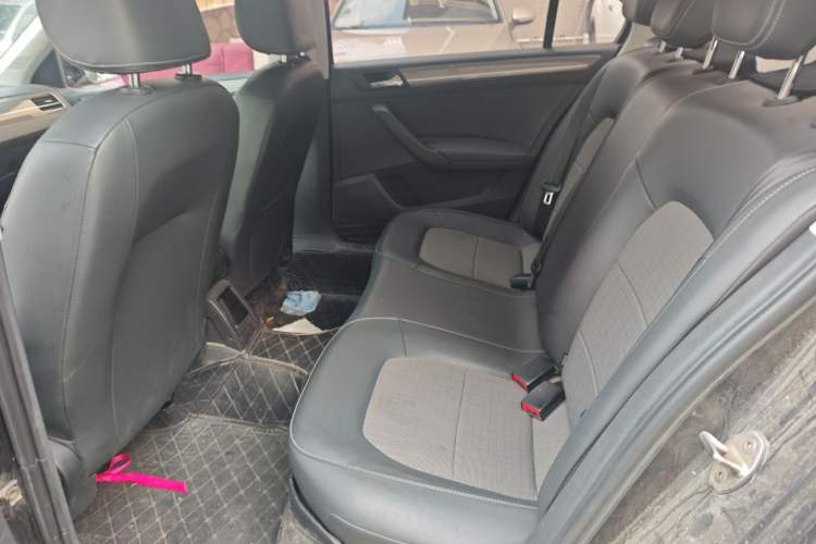 Used Volkswagen Santana 2019 1.5L Manual Comfort Edition China VI Standard Left Rear Seat