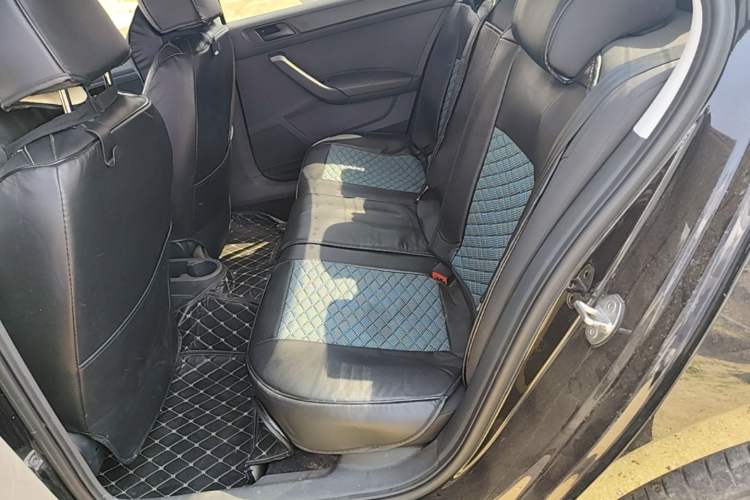 Used Volkswagen Santana 2019 1.5L Automatic Fashion Edition China VI Left Rear Seat