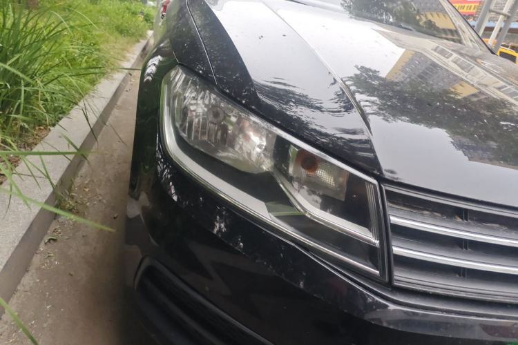 Used Volkswagen Santana 2019 1.5L Manual Fashion Edition China VI Standard Right Front Headlight