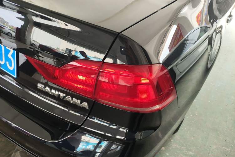 Used Volkswagen Santana 2019 1.5L Manual Fashion Edition China VI Standard Right Rear Taillight