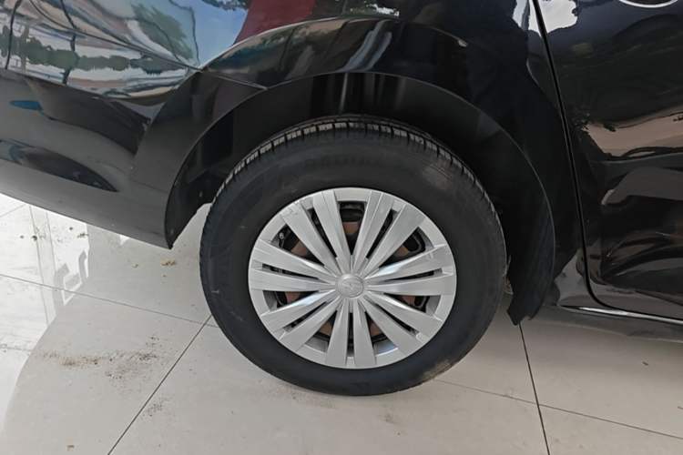 Used Volkswagen Santana 2019 1.5L Automatic Fashion Edition China VI Right Rear Wheel Hub