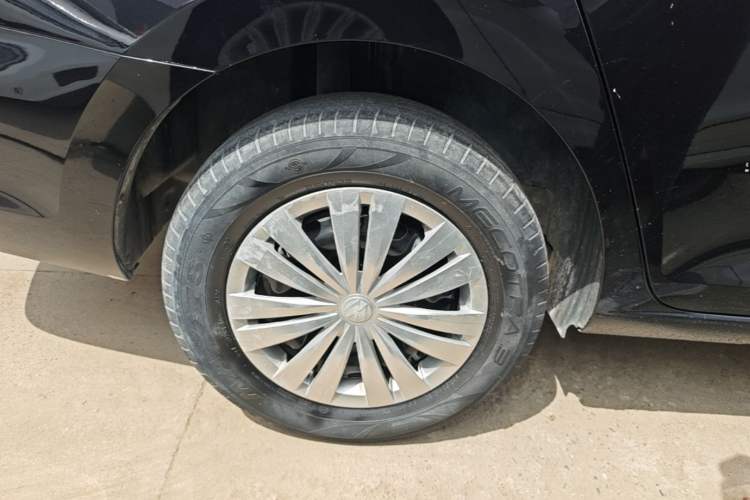 Used Volkswagen Santana 2019 1.5L Manual Fashion Edition China VI Standard Right Rear Wheel Hub