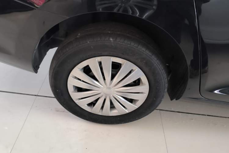 Used Volkswagen Santana 2019 1.5L Automatic Fashion Edition China VI Right Rear Wheel Hub