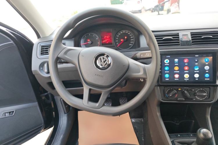 Used Volkswagen Santana 2019 1.5L Manual Fashion Edition China VI Standard Steering Wheel