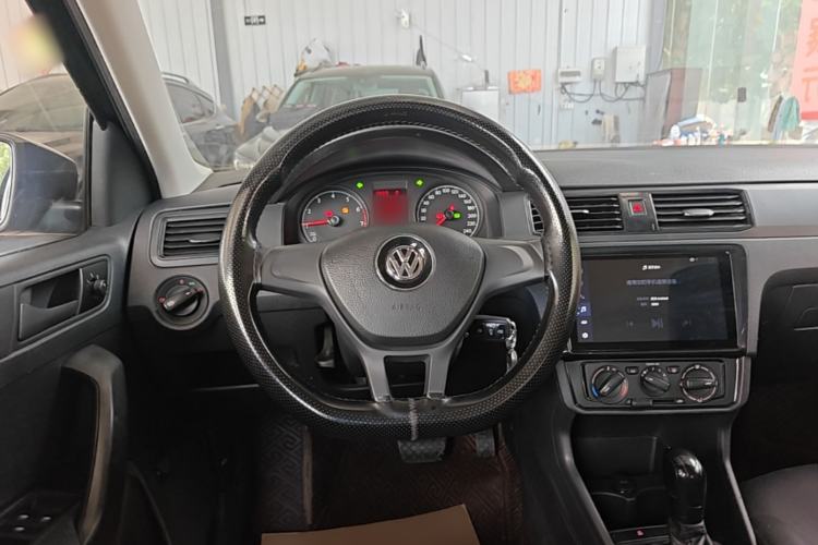 Used Volkswagen Santana 2019 1.5L Automatic Fashion Edition China VI Steering Wheel