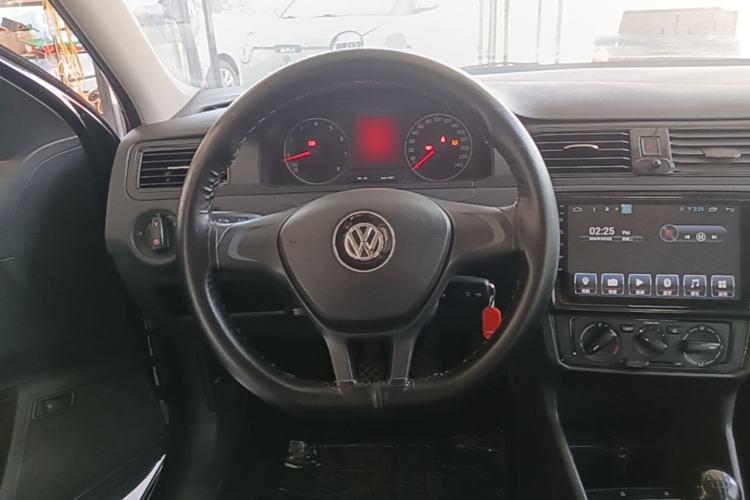 Used Volkswagen Santana 2019 1.5L Manual Fashion Edition China VI Standard Steering Wheel