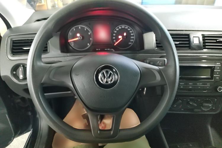 Used Volkswagen Santana 2019 1.5L Manual Fashion Edition China VI Standard Steering Wheel