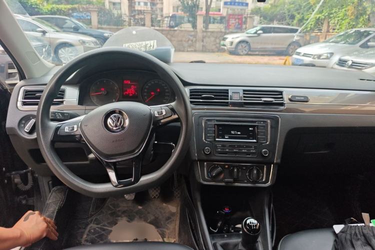 Used Volkswagen Santana 2019 1.5L Manual Comfort Edition China VI Standard Steering Wheel