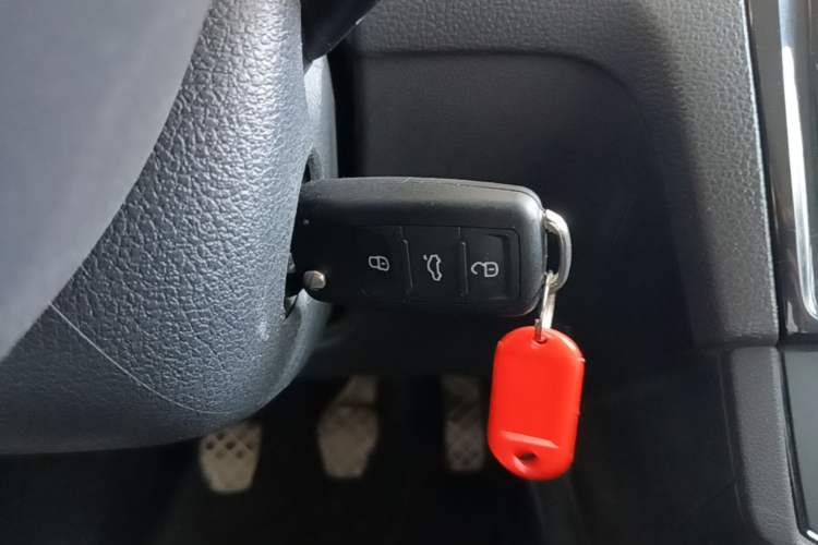 Used Volkswagen Santana 2019 1.5L Manual Fashion Edition China VI Standard Vehicle Key