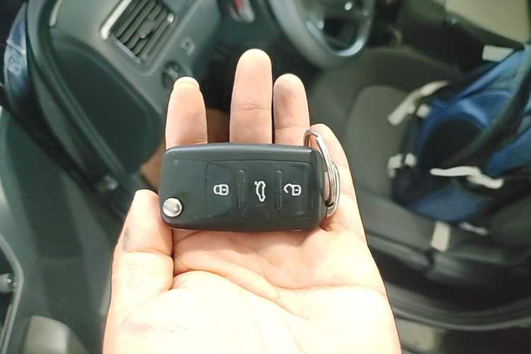 Used Volkswagen Santana 2019 1.5L Manual Fashion Edition China VI Standard Vehicle Key