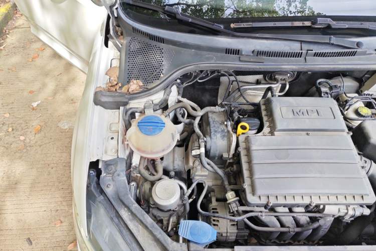 Used Volkswagen Santana 2019 1.5L Automatic Fashion Edition China VI Engine Bay Right