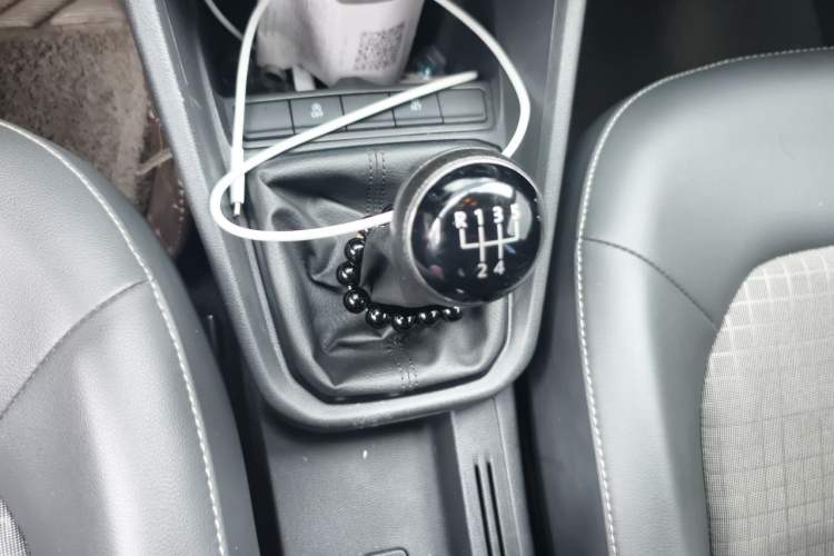 Used Volkswagen Santana 2019 1.5L Manual Comfort Edition China VI Standard Gear Lever
