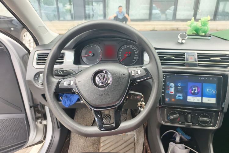Used Volkswagen Santana 2019 1.5L Manual Comfort Edition China VI Standard Steering Wheel