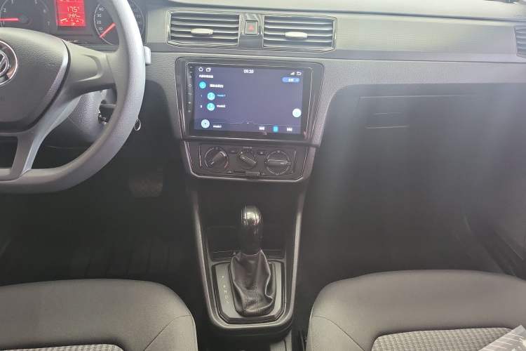Used Volkswagen Santana 2019 1.5L Automatic Fashion Edition China VI Audio And AC Panel