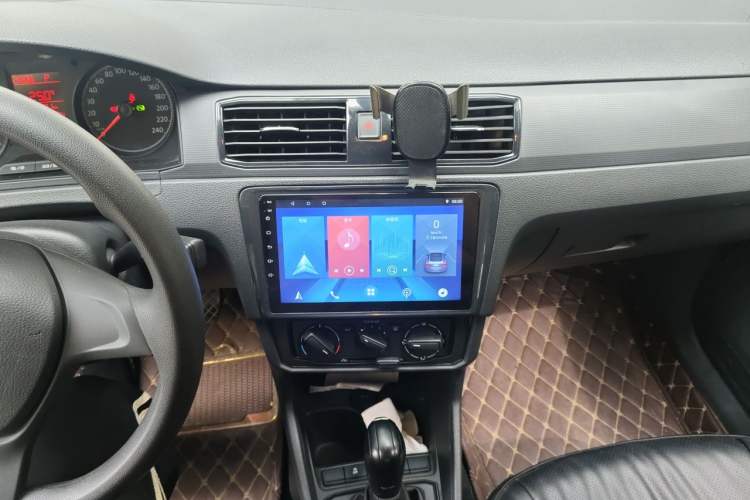 Used Volkswagen Santana 2019 1.5L Automatic Fashion Edition China VI Audio And AC Panel