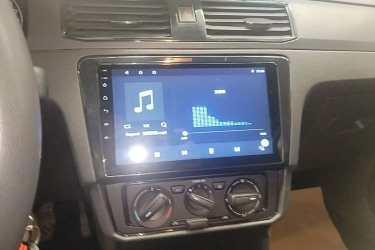 Used Volkswagen Santana 2019 1.5L Automatic Fashion Edition China VI Audio And AC Panel