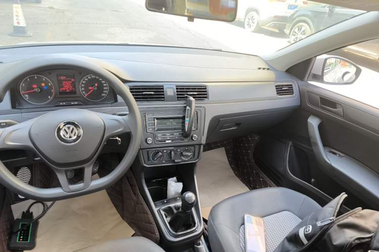 Used Volkswagen Santana 2019 1.5L Manual Fashion Edition China VI Standard Audio And AC Panel