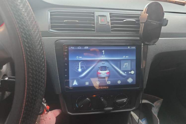 Used Volkswagen Santana 2019 1.5L Automatic Fashion Edition China VI Audio And AC Panel