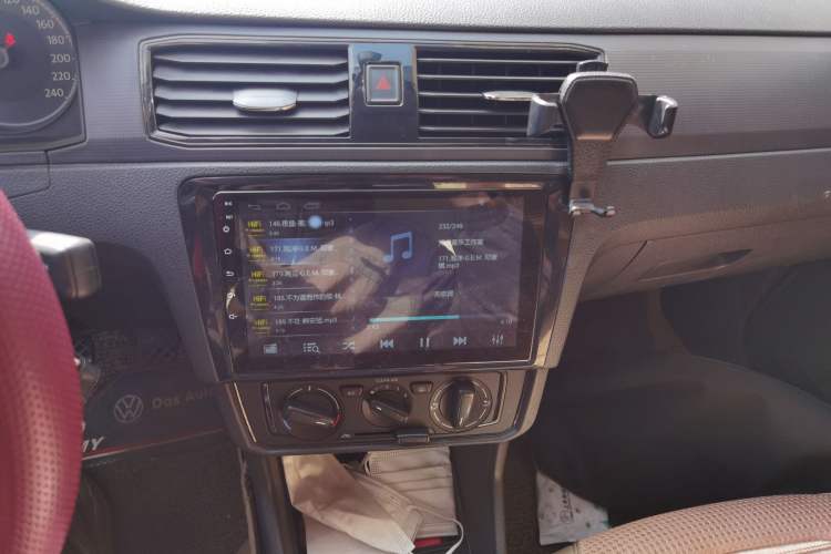 Used Volkswagen Santana 2019 1.5L Manual Fashion Edition China VI Standard Audio And AC Panel